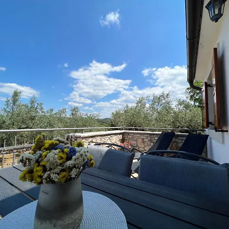 Apartman Monpaderno *