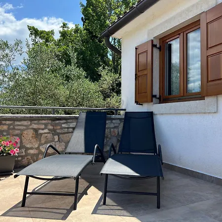 Apartman Monpaderno *
